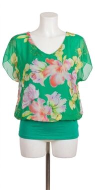 NEW GIGI MODA amante fiore silk top in emerald green